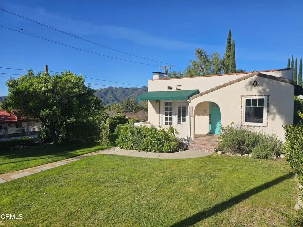 Photo of 4731 Briggs Avenue, La Crescenta, CA 91214 (MLS # P1-26328)