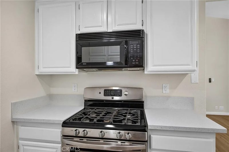 1320 Hickory