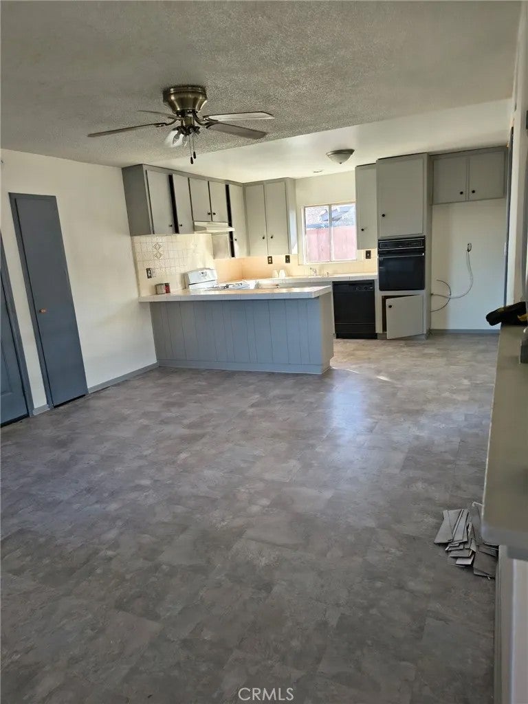 15766 La Paz Drive