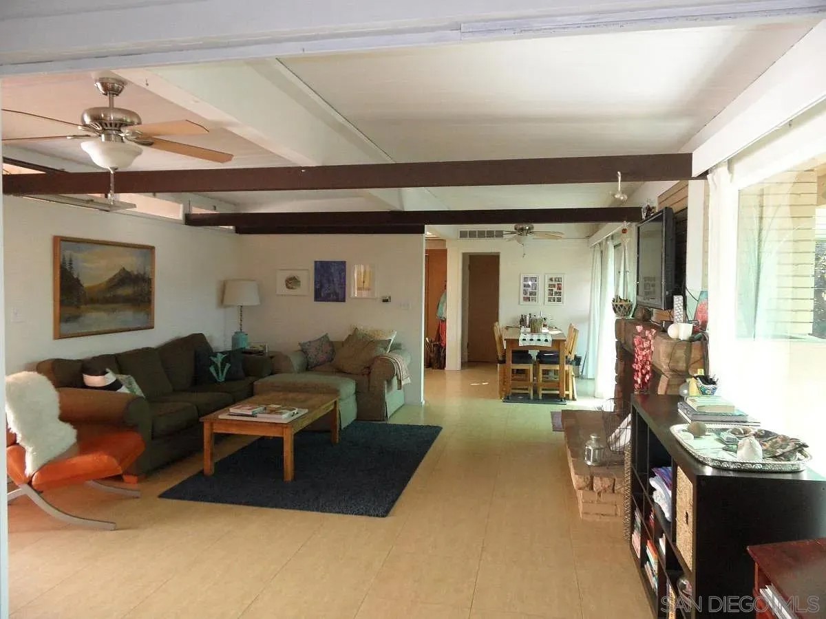 1631 Cypress Ave