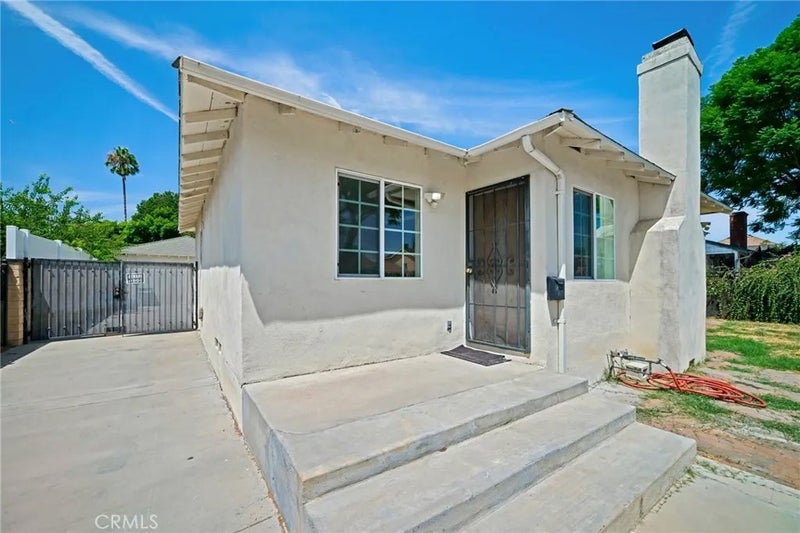 7419 Gaviota Avenue