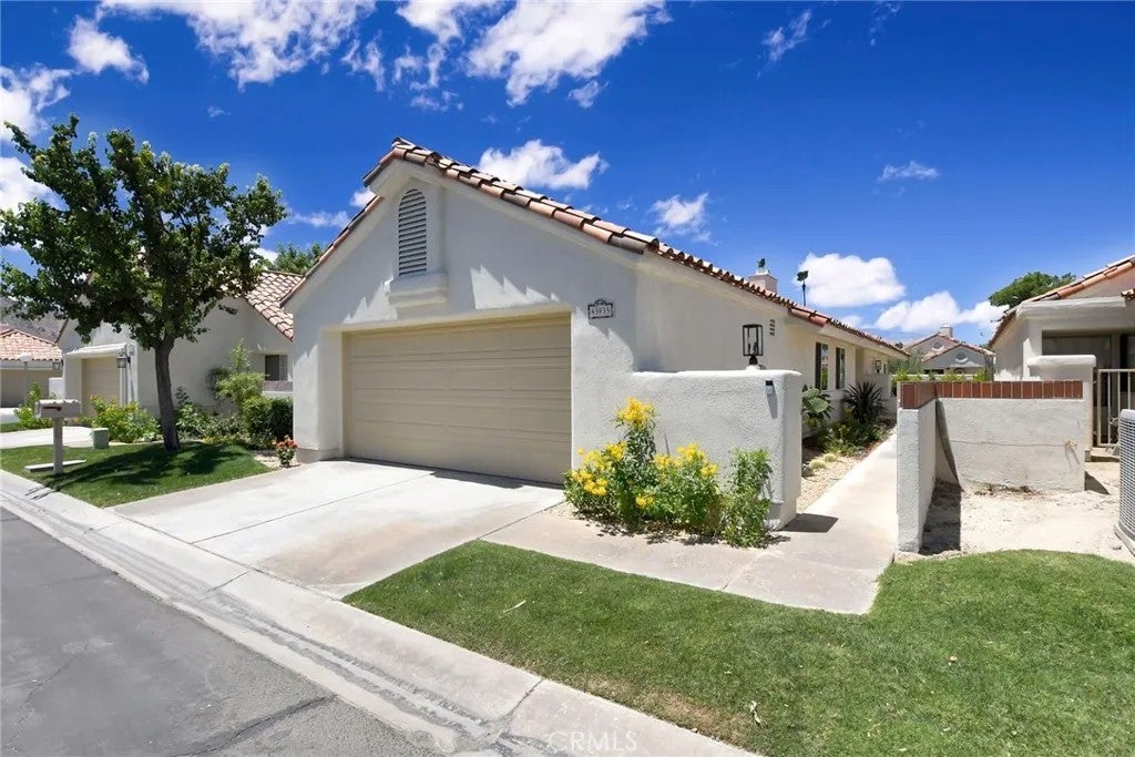 Photo of 43935 Via Granada, Palm Desert, CA 92211 (MLS # PW26114470)