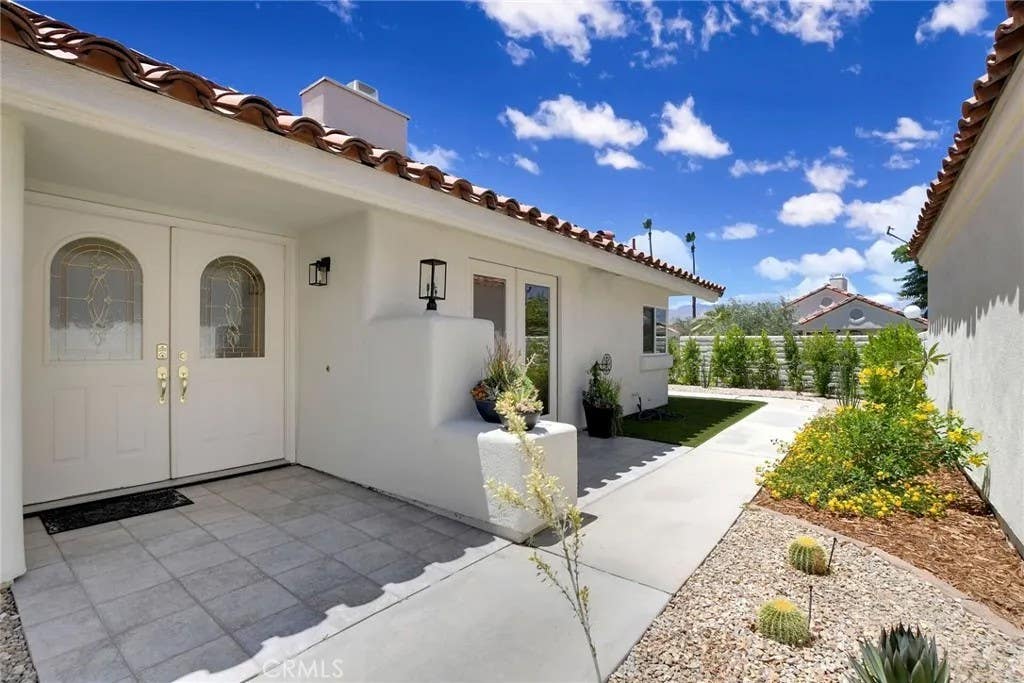 Photo of 43935 Via Granada, Palm Desert, CA 92211 (MLS # PW26114470)