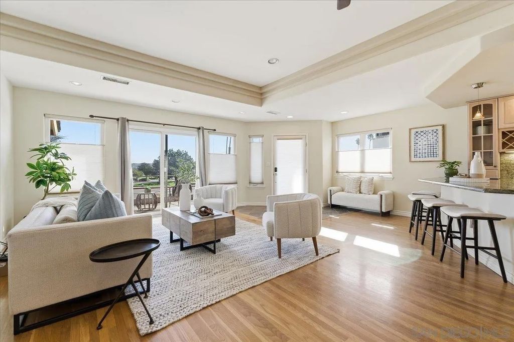 Photo of 3634 Crown Point Dr, San Diego, CA 92109 (MLS # 260007407)