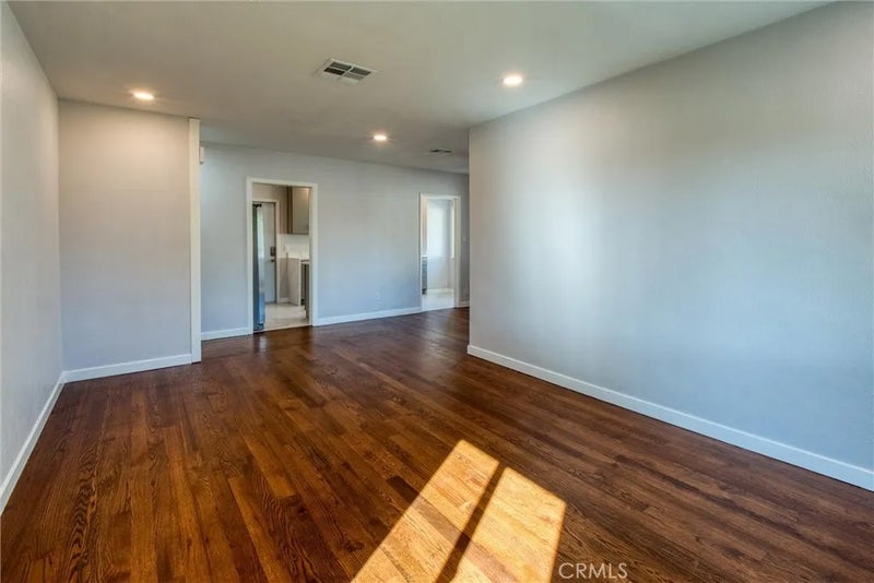 8237 Arnett