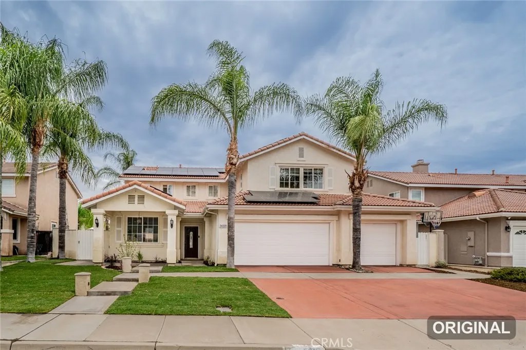 24320 Calle Estancia