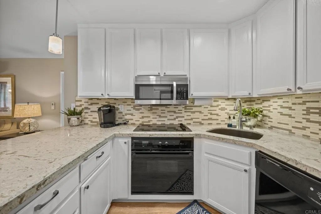 1562 Camino Del Mar 643
