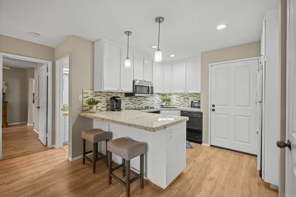 1562 Camino Del Mar 643
