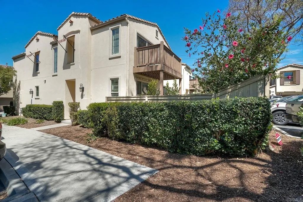 1397 Caminito Veranza 3