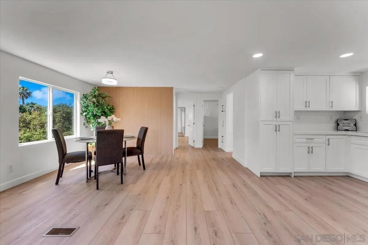 Lakeside, California 92040, United States, 3 Bedrooms Bedrooms, ,2 BathroomsBathrooms,Residential,Active,107896