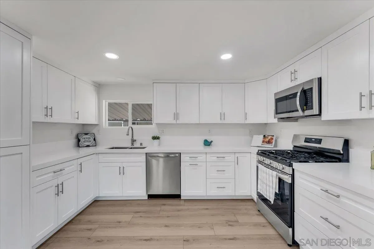 Lakeside, California 92040, United States, 3 Bedrooms Bedrooms, ,2 BathroomsBathrooms,Residential,Active,107896