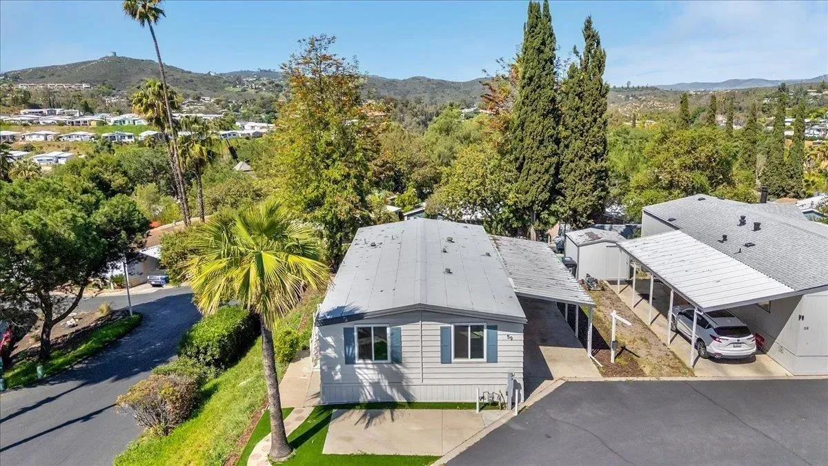 Lakeside, California 92040, United States, 3 Bedrooms Bedrooms, ,2 BathroomsBathrooms,Residential,Active,107896