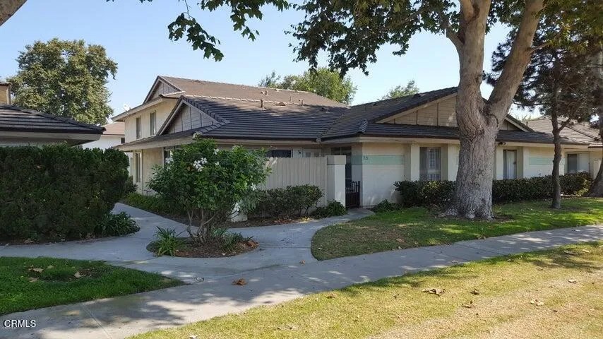 221 Sharon Lane