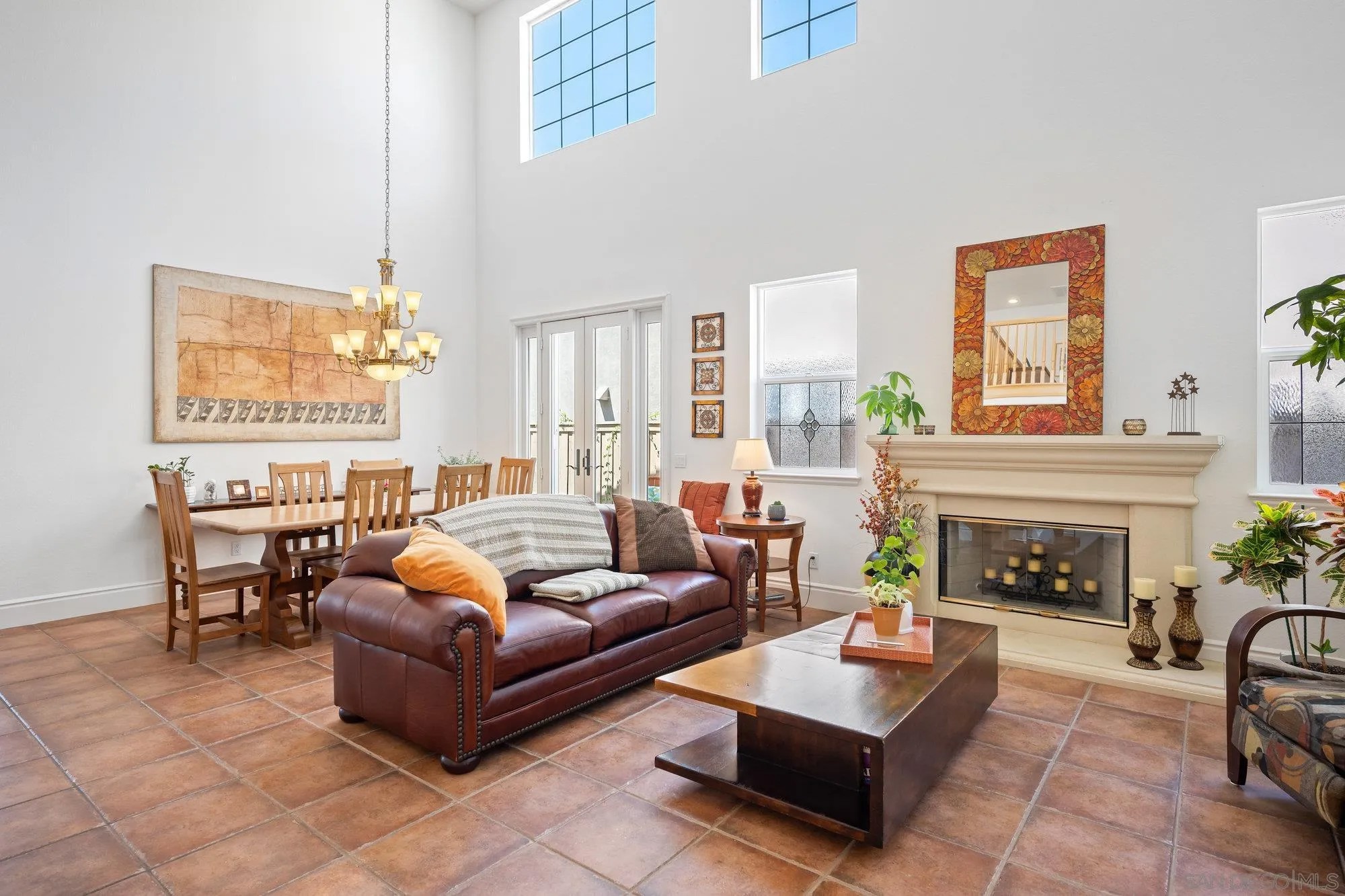 3243 Avenida Aragon