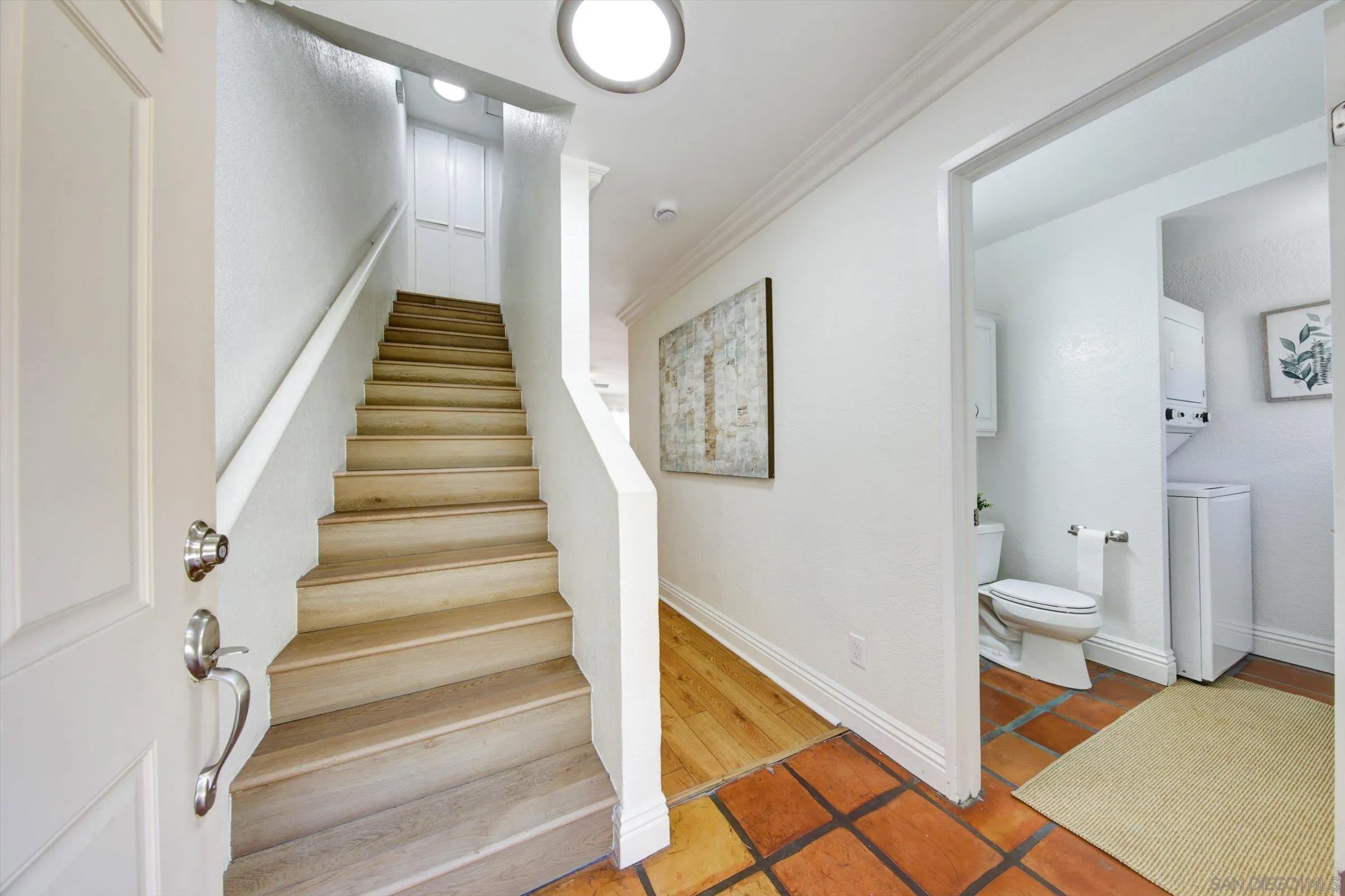 4777 Seminole Dr 118
