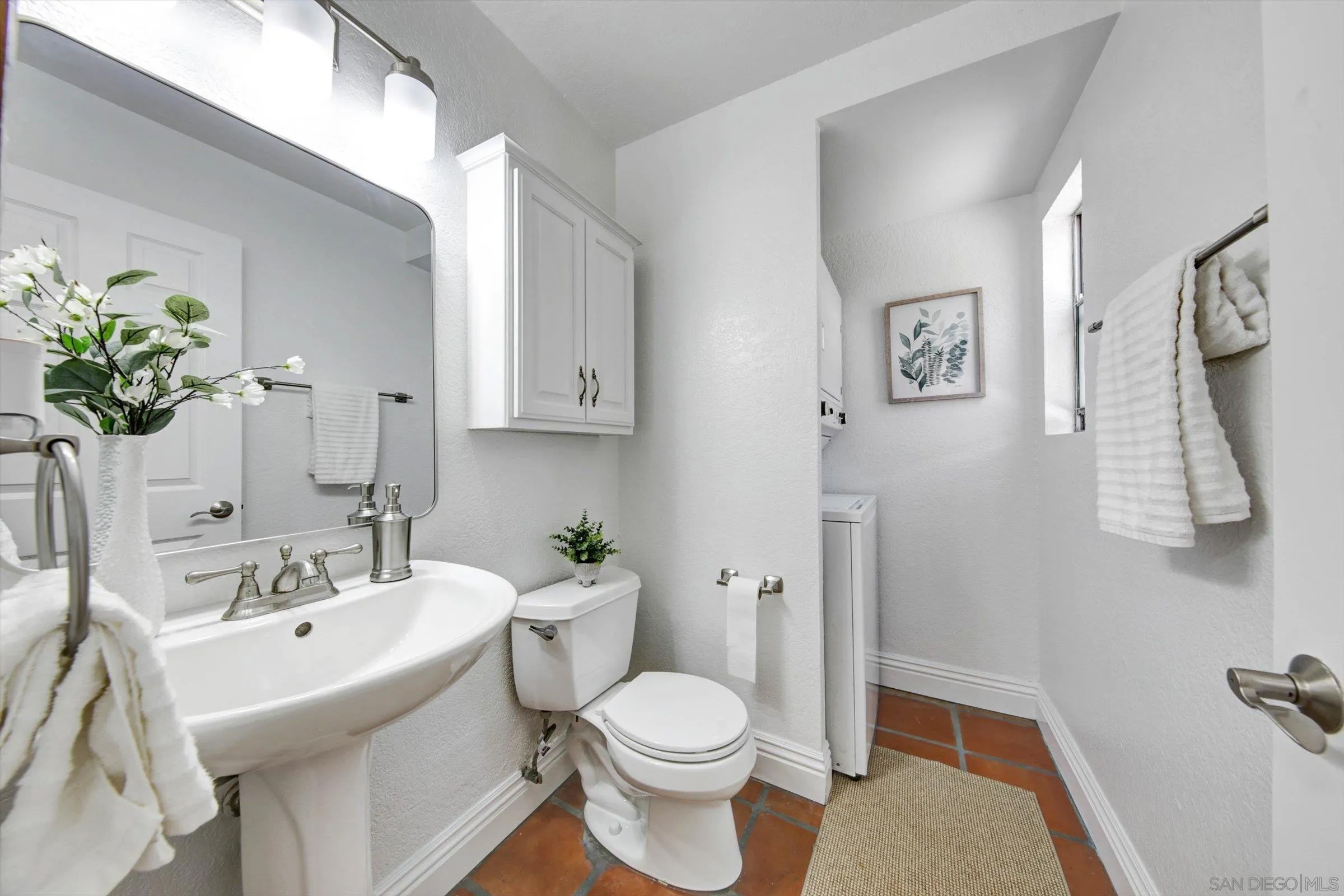 4777 Seminole Dr 118