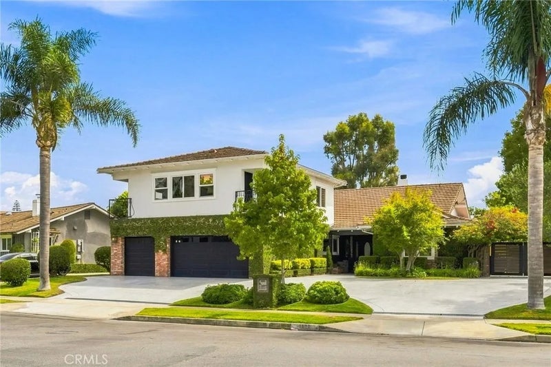1000 Dover Drive
