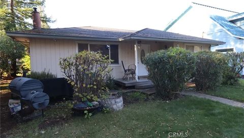 Photo of 9805 Diane Ln, Upper Lake, CA 95485 (MLS # LC25257035)