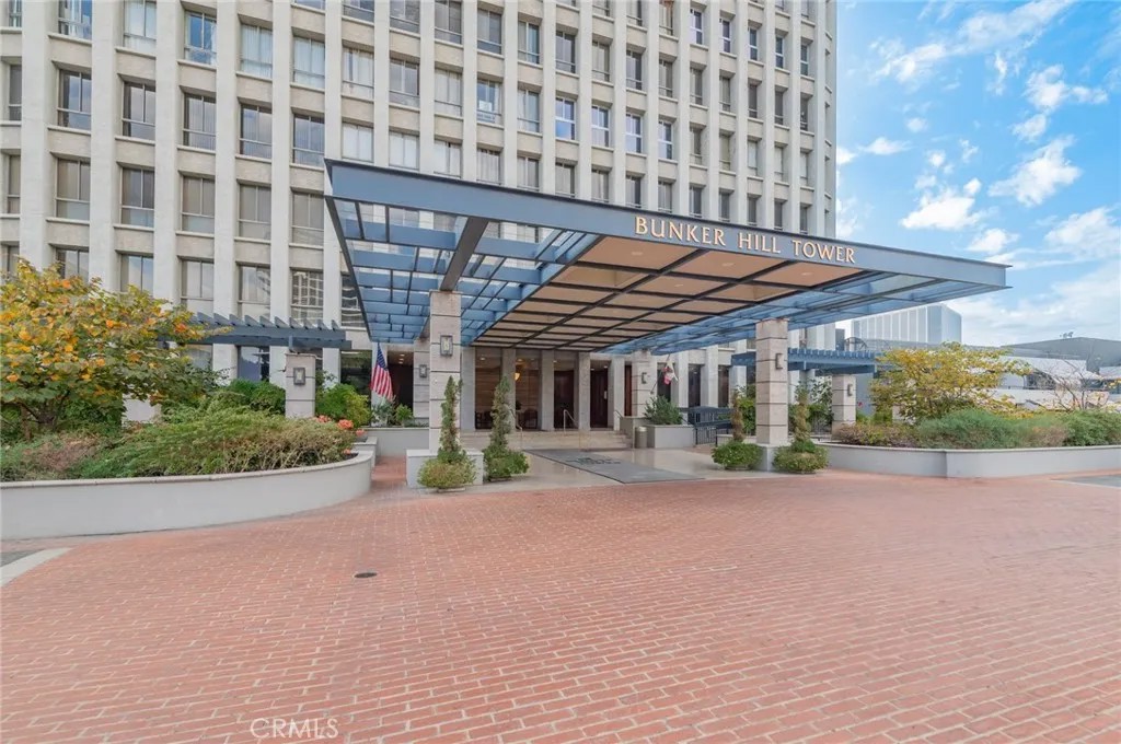 800 W 1st Street 504