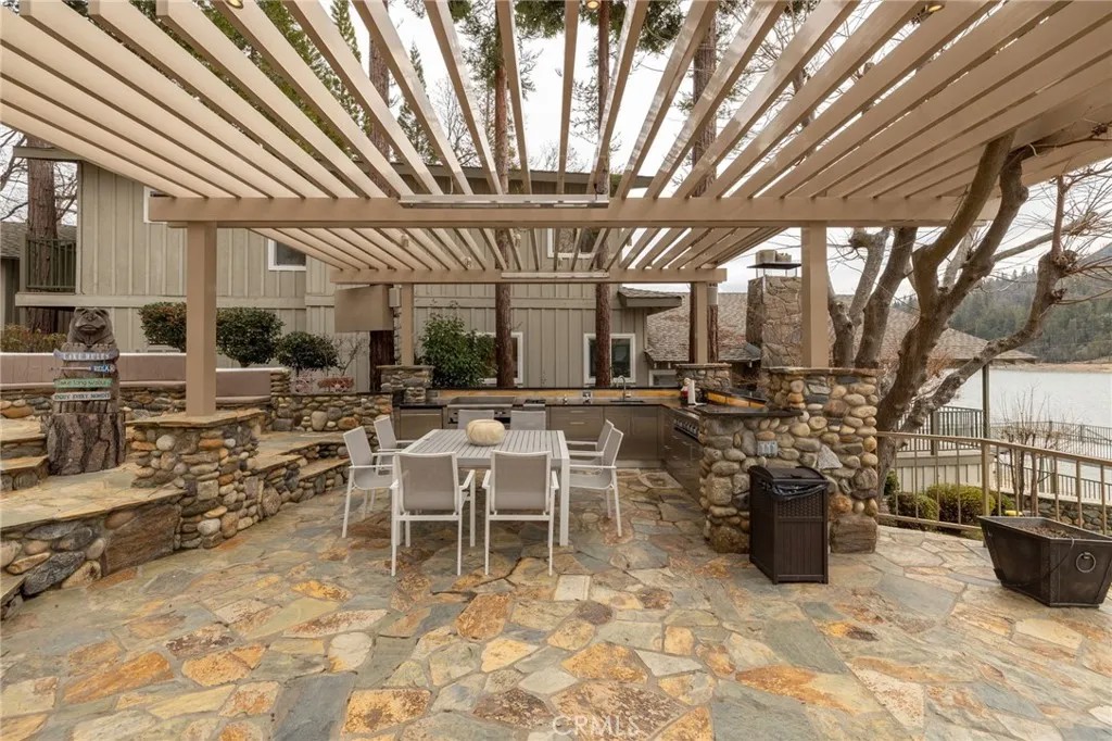 39118 Lake Drive