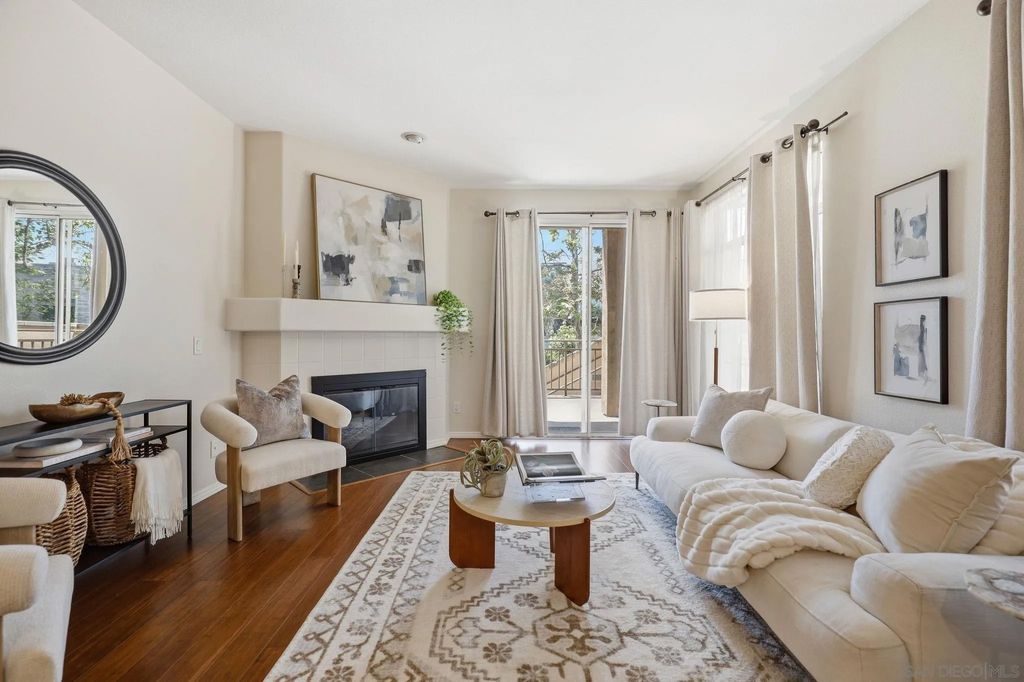 Photo of 550 Camino De La Reina #107, San Diego, CA 92108 (MLS # 260013650)