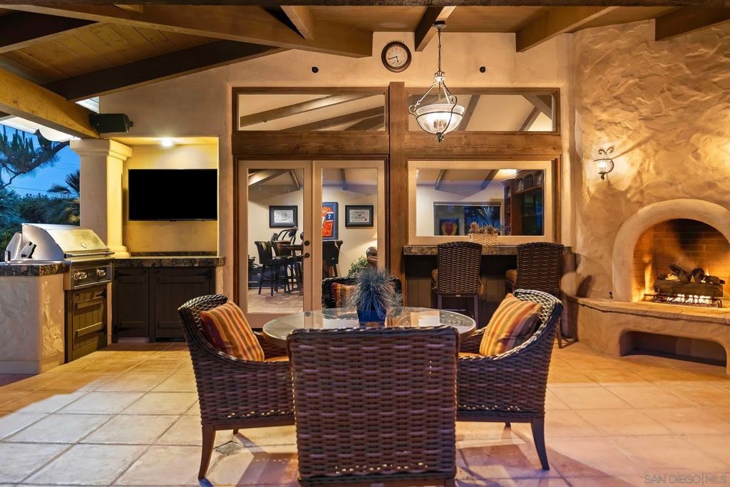 Photo of 16822 Zumaque St, Rancho Santa Fe, CA 92067 (MLS # 250041510)