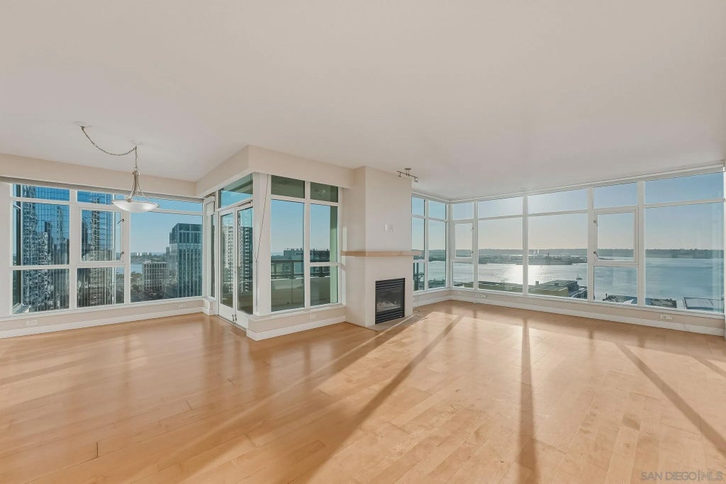 Photo of 1199 Pacific Hwy #2206, San Diego, CA 92101 (MLS # 260025226)