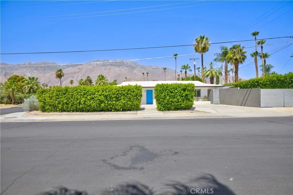 2080 E Mcmanus Drive