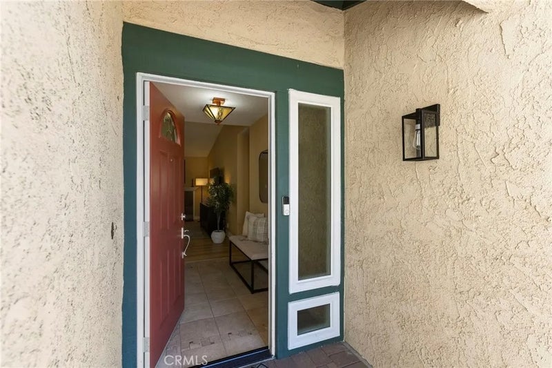 812 De Jur Street