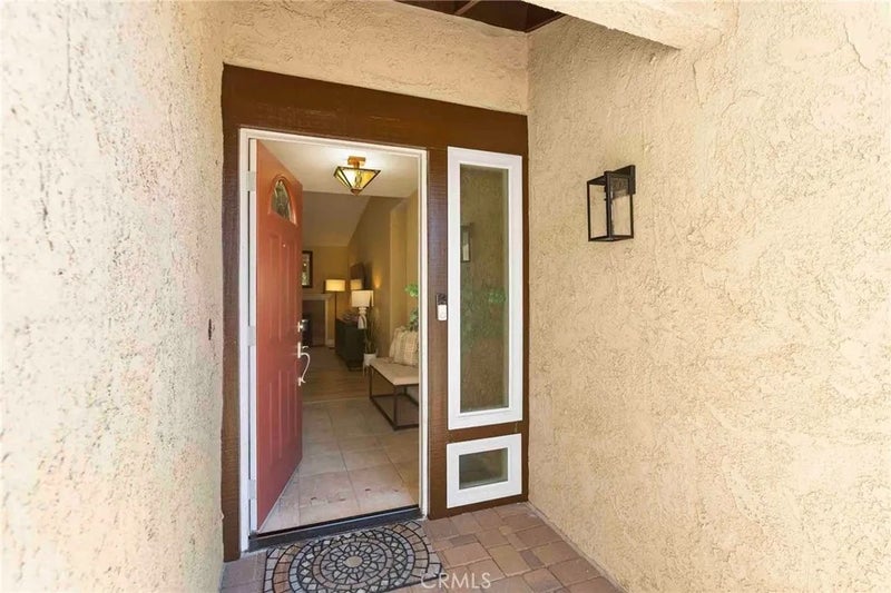 812 De Jur Street