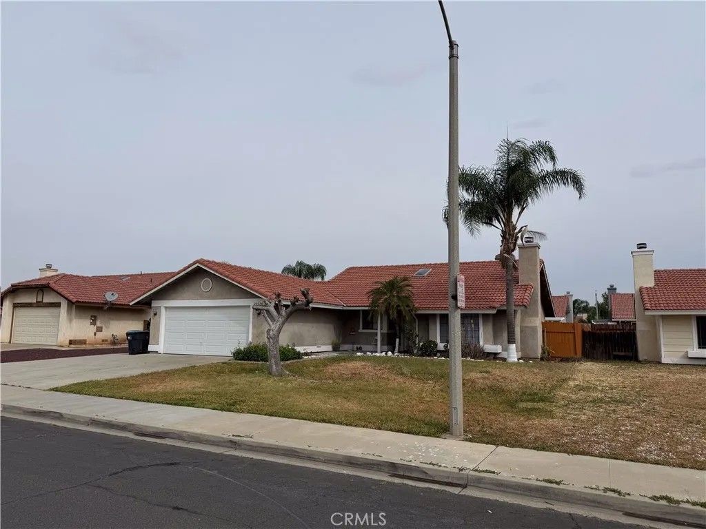 Photo of 25274 Woodcreek Court, Moreno Valley, CA 92553 (MLS # IG26071545)