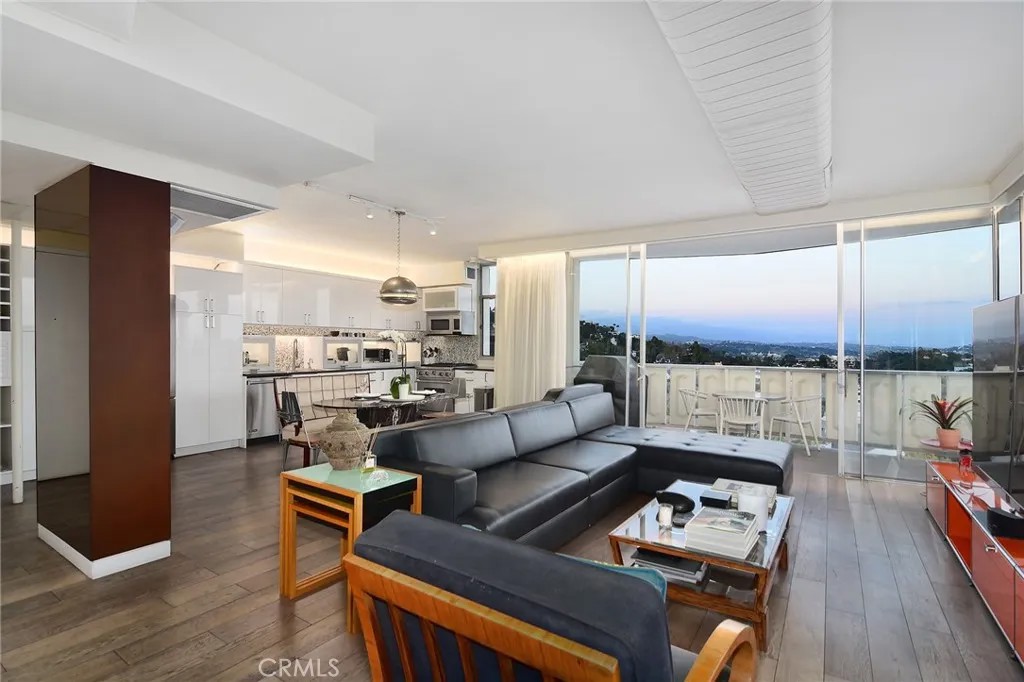 4411 Los Feliz Boulevard 1007