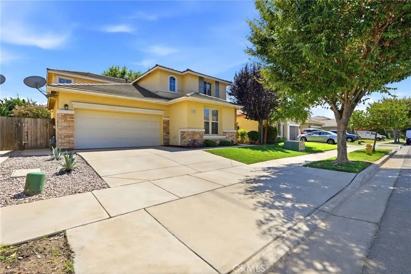 3125 W Delta