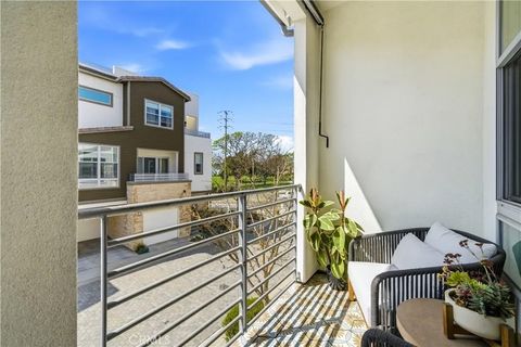Tiny photo for 2112 Tidewater Circle, Costa Mesa, CA 92627 (MLS # NP26066238)