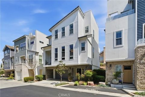 Tiny photo for 2112 Tidewater Circle, Costa Mesa, CA 92627 (MLS # NP26066238)