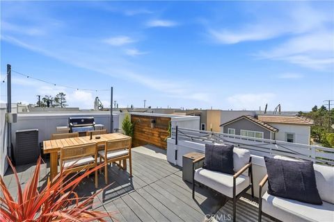 Tiny photo for 2112 Tidewater Circle, Costa Mesa, CA 92627 (MLS # NP26066238)