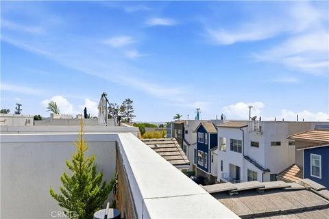 Tiny photo for 2112 Tidewater Circle, Costa Mesa, CA 92627 (MLS # NP26066238)
