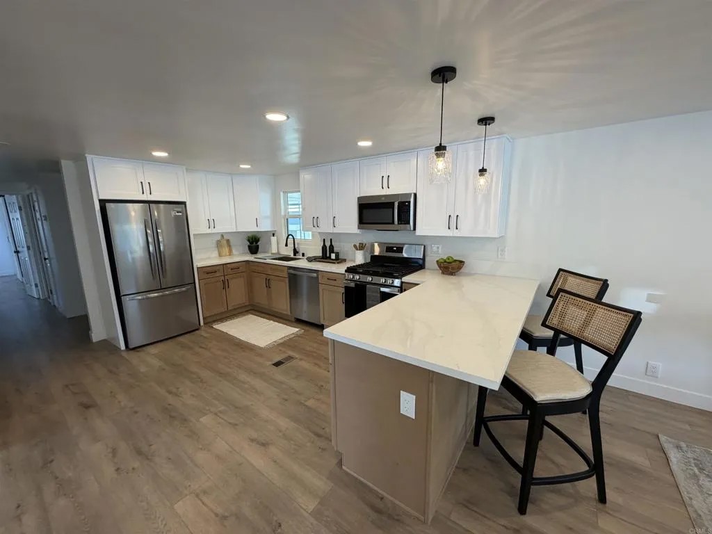 8301 Mission Gorge 274