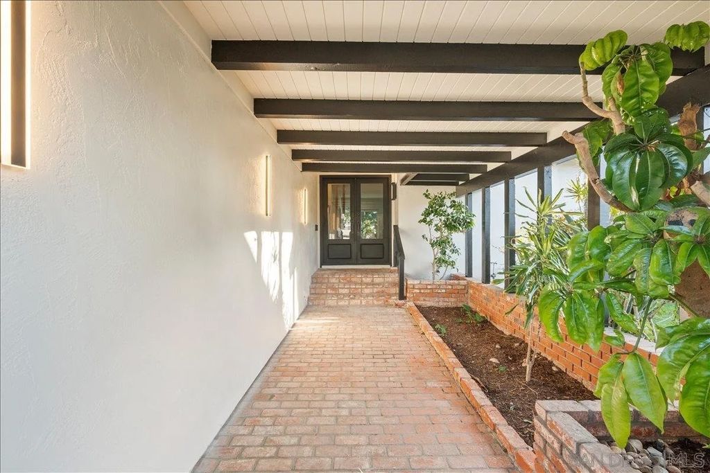 Photo of 6268 Lance Place, San Diego, CA 92120 (MLS # 260008664)