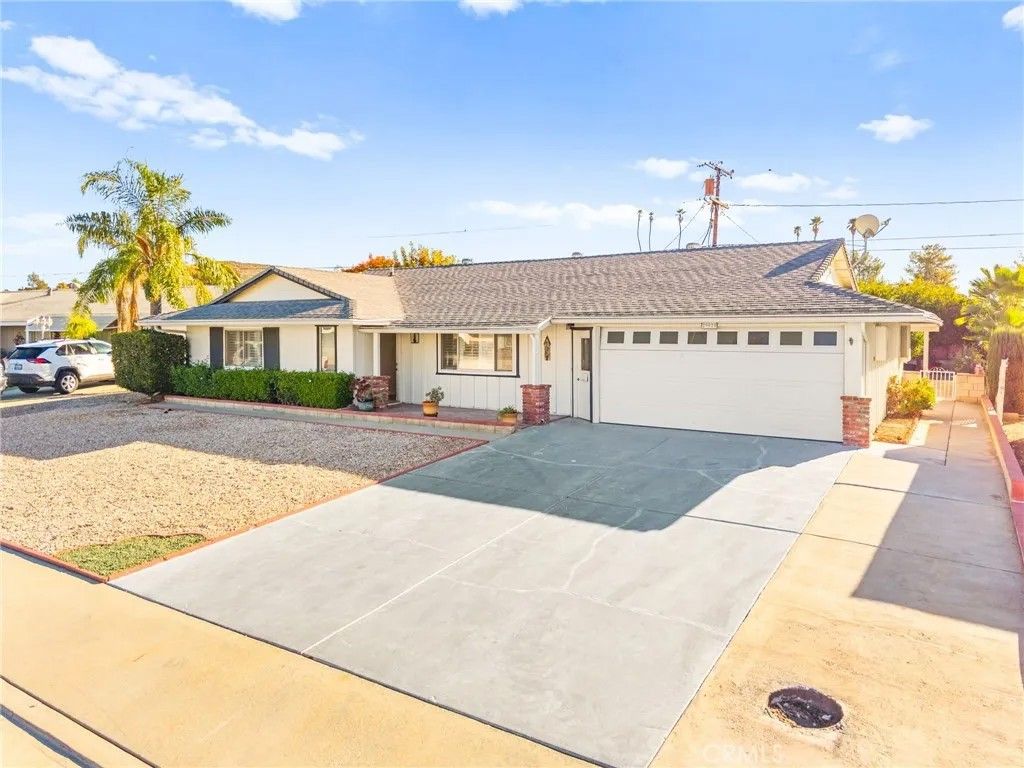 Photo of 29020 Olympia Way, Menifee, CA 92586 (MLS # SW25269609)