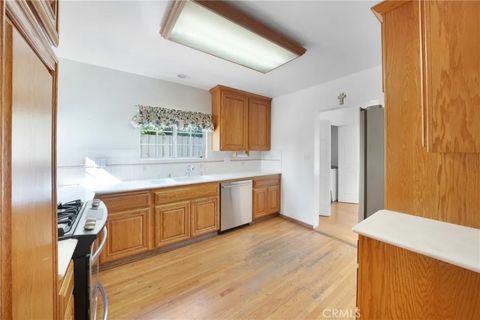 Tiny photo for 3837 Mountain View Avenue, Pasadena, CA 91170 (MLS # OC25248330)