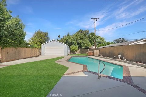 Tiny photo for 3837 Mountain View Avenue, Pasadena, CA 91170 (MLS # OC25248330)
