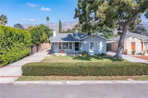 Tiny photo for 3837 Mountain View Avenue, Pasadena, CA 91170 (MLS # OC25248330)
