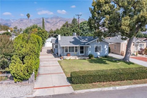Tiny photo for 3837 Mountain View Avenue, Pasadena, CA 91170 (MLS # OC25248330)