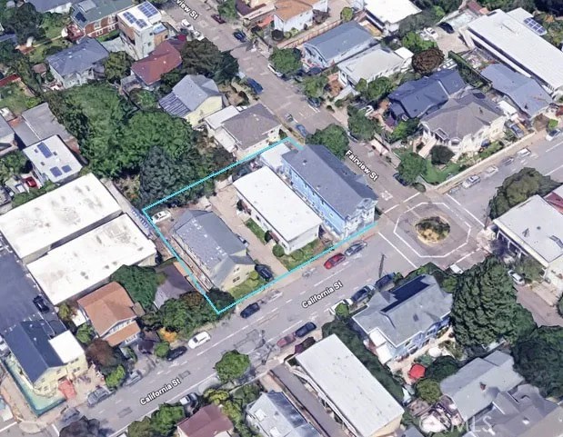 3200 California