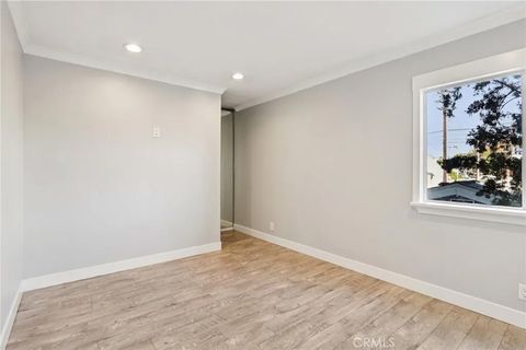 Tiny photo for 5960 Wilkinson, Valley Village, CA 91607 (MLS # SR25250594)