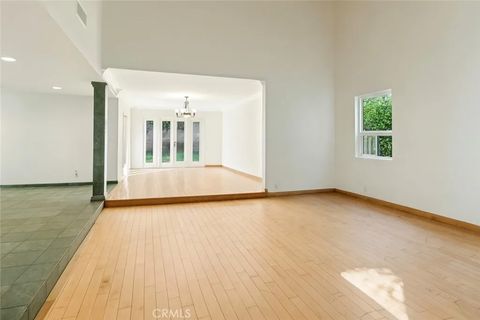 Tiny photo for 5960 Wilkinson, Valley Village, CA 91607 (MLS # SR25250594)