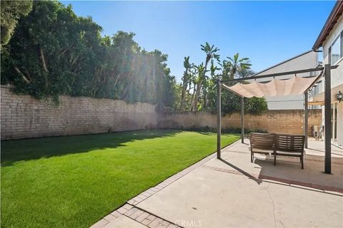 Tiny photo for 5960 Wilkinson, Valley Village, CA 91607 (MLS # SR25250594)