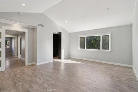 Tiny photo for 5960 Wilkinson, Valley Village, CA 91607 (MLS # SR25250594)