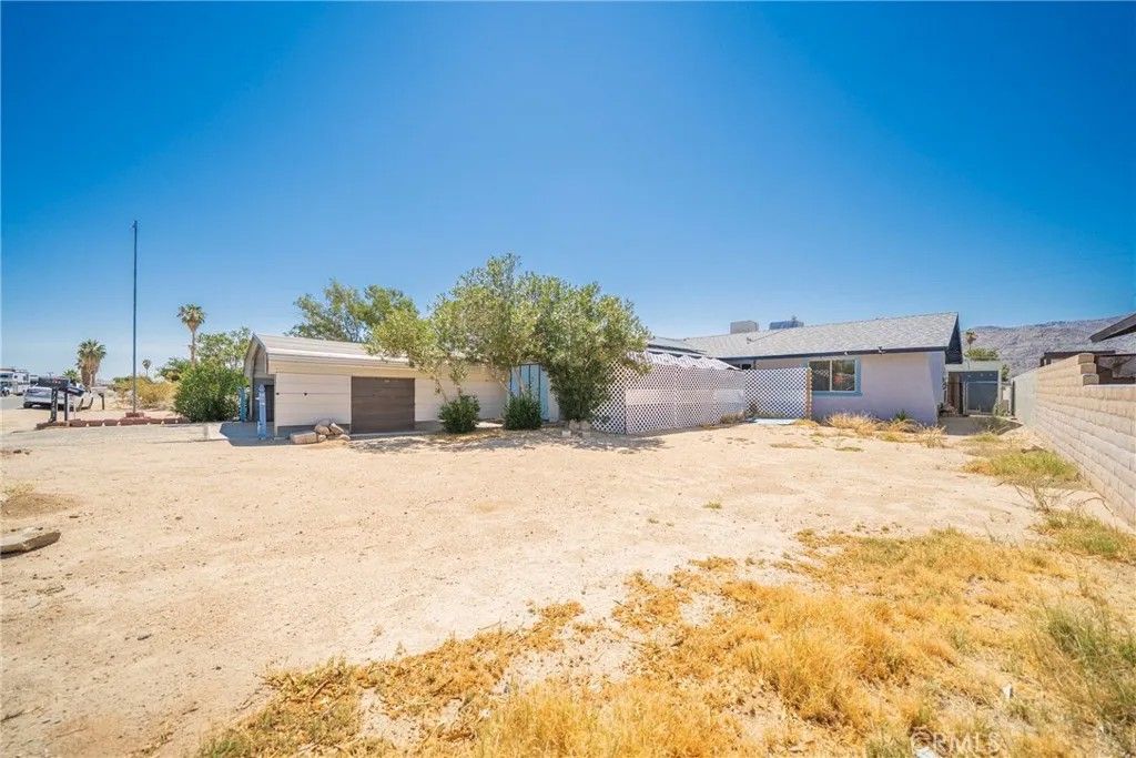 Photo of 72183 Sunnyvale, 29 Palms, CA 92277 (MLS # IG25248519)